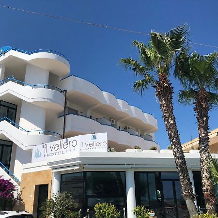 Hotel Il Veliero 托雷圣乔万尼乌 外观 照片